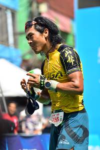 BIB: 160, 165
                            <button type="button" onclick="openModal(21795233)" class="btn btn-primary btn-sm float-right btn-popup" data-toggle="modal" data-target=".modal-high-quality">
                        <i class="fas fa-shopping-cart"></i> Add to Cart
                    </button>
                                            <button type="button" onclick="isThisMe(21795233, true)" class="btn btn-success btn-sm float-right btn-popup btn-isme hidden" data-toggle="tooltip" data-placement="bottom" title="นี่คือรูปของคุณใช่ไหม คลิกที่นี่เพื่อเอาเข้าอัลบั้ม">
                        <i class="fas fa-plus"></i> Add to album
                    </button>
                    <button type="button" onclick="isThisMe(21795233, false)" class="btn btn-warning btn-sm float-right btn-popup btn-isnotme hidden">
                        <i class="fas fa-ban"></i> Remove from album
                    </button>